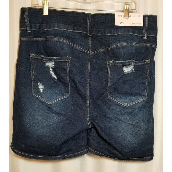 Women's Shorts Size 22 Hi-Rise Distressed Denim Blue Pockets New with Tags - Picture 6 of 7